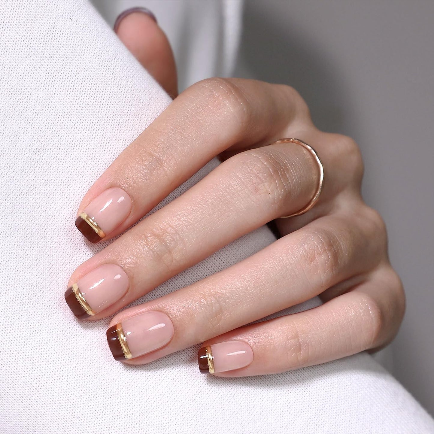 Brown French Tip Press on Nails Short Square - GJZEZ Soft Gel Glossy Autumn Thanksgiving Fall Fake Nails Press ons with Gold Stripes Designs for Women | 16 Sizes - 32 Reusable False Nail, Espresso