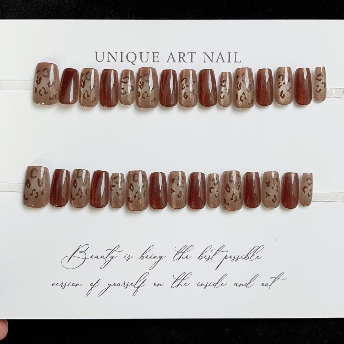Wearable nail high-end champagne Burgundy and Nude Shades, Glitter Accent, short handmade detachable nail patch [short T], Set of 30 Nails (Beige and Brown Tones, Medium)