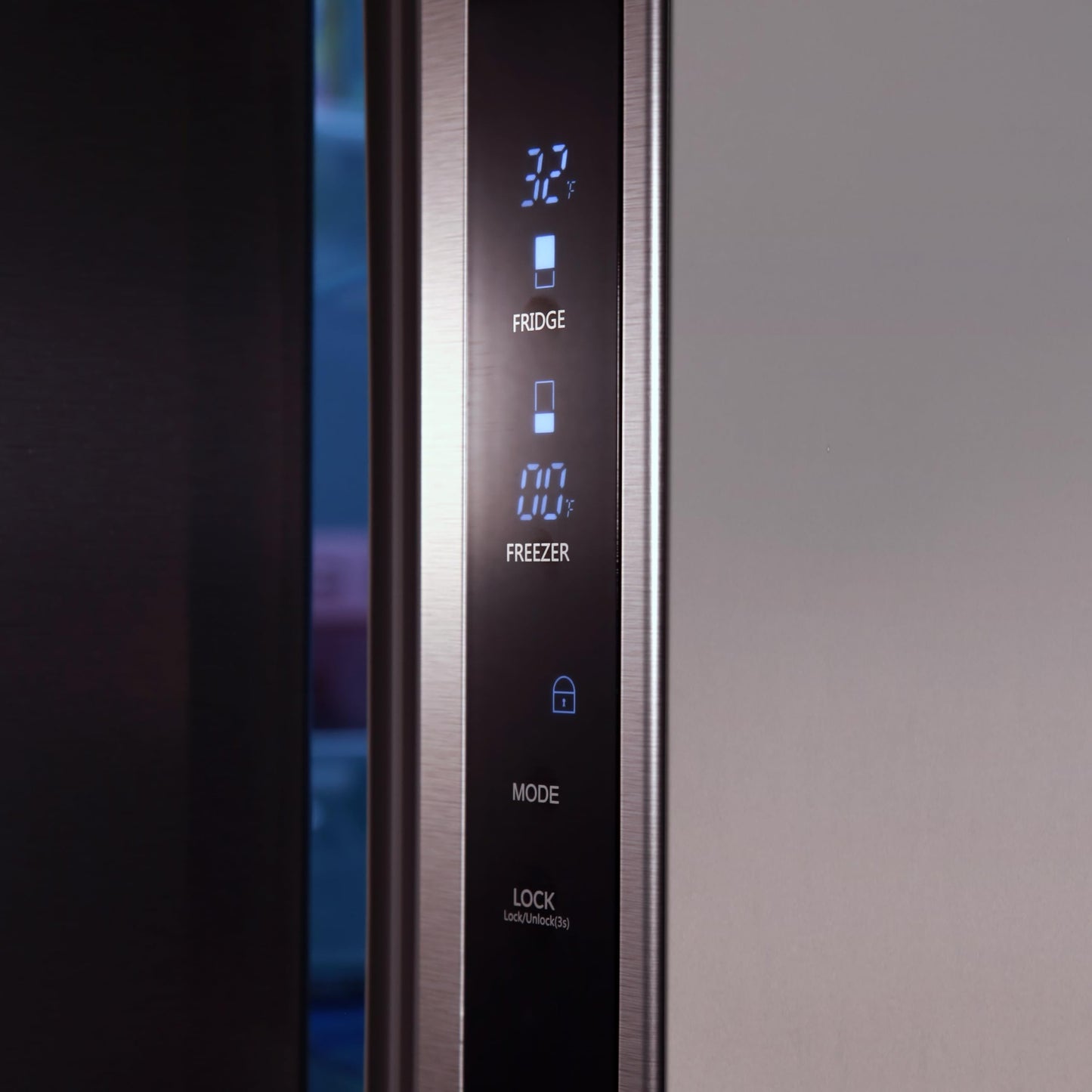 Avanti Refrigerator Freestanding French Door Design Fridge with 6.3 Cu.Ft. Freezer Capacity, Adjustable Electronic Control and Frost Free Defrost, 18.0 Cu.Ft., Stainless Steel