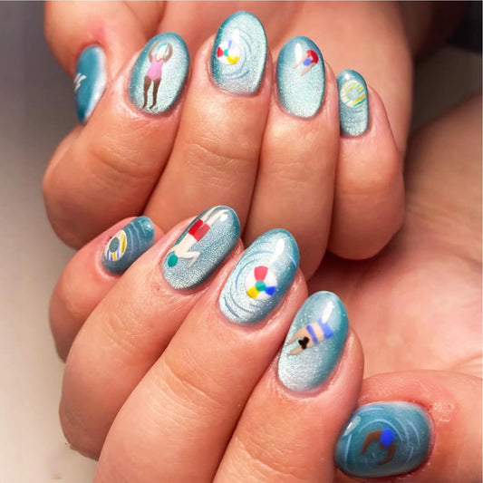 Swimmer Press on Nails With Pool Party Design, Glossy Blue Glitter Fake Nail, Short Oval False Nails Ocean Glue on Nail, Swimming Ring Stick on Reusable Acrylic Fingernails for Women Summer Vacation