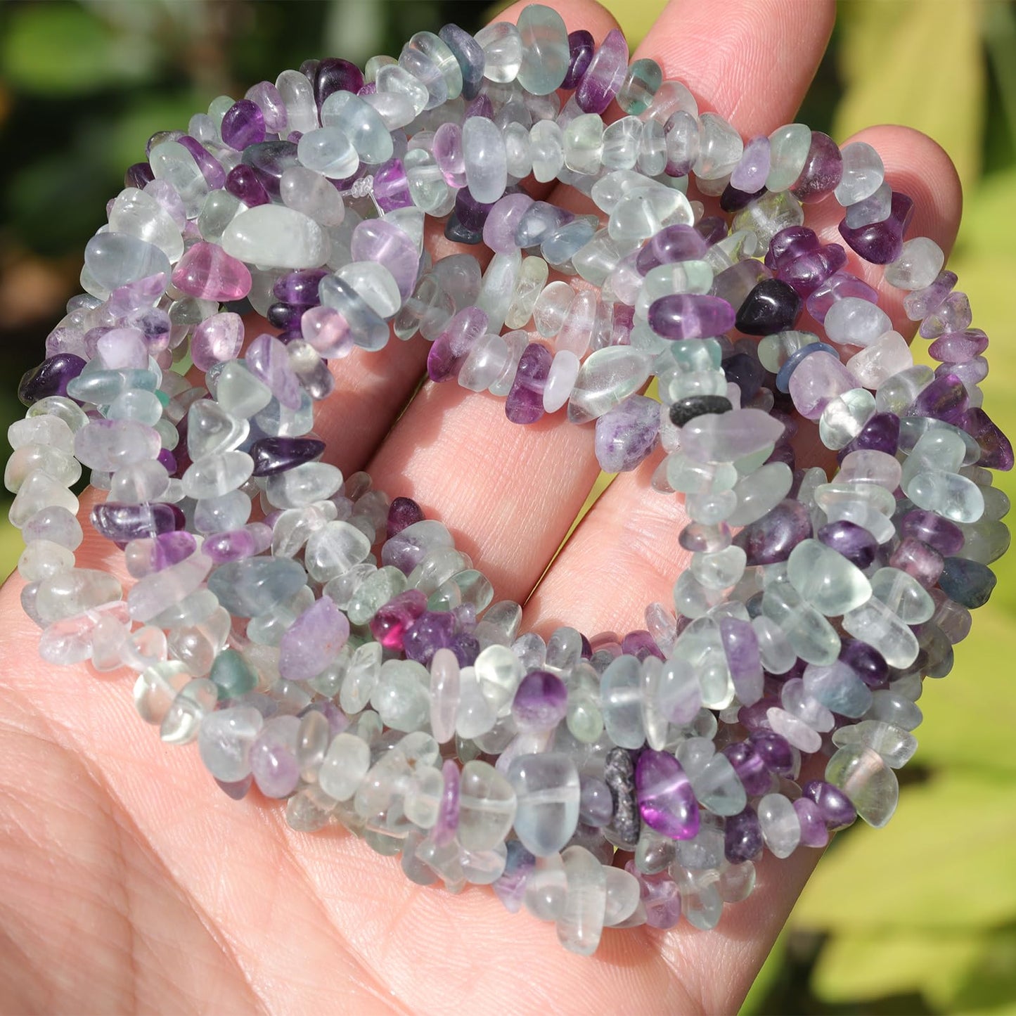 400pcs Natural Chip Stone Beads for Jewelry Making Fluorite 5-8mm Irregular Gemstones Healing Crystal Loose Rocks Bead Hole Drilled for Ring Earrings Necklace Bracelet Making DIY Art Crafts