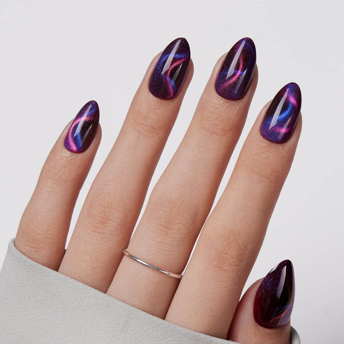 VSALON Press on Nails Short Almond - Cat Eye Fake Nails Dark Purpule Blue Sparkle Ribbon Nails, Reusable Spring Summer Opaque Gel Swirl Glue on Nails with Glue & Cuticle Oil - 32 PCS in 16 Sizes