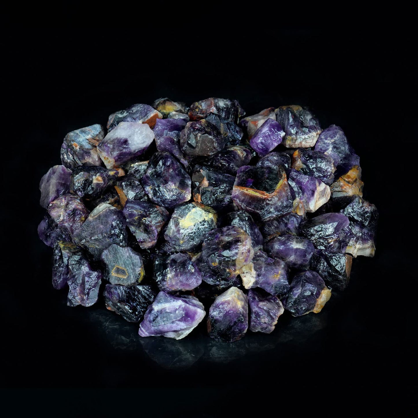 ABHISUBYA Amethyst Crystals - Vase Filler - Crystals and Stones - Unpolished Gemstones - Raw Crystals - Rocks for Tumbling - Bag of Amethyst Crystals - Metaphysical Gifts - Fish Tank Aquarium Rocks