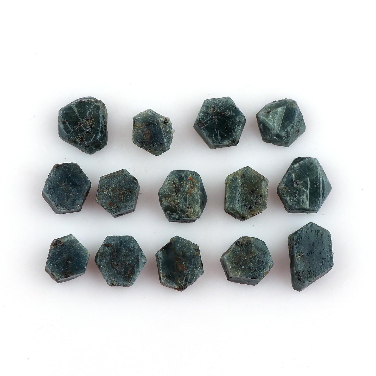 CRYSTALIS 100cts Natural Blue-Sapphire Raw Crystals, Loose Gemstone Wholesale Bulk Rough Jewelry Making Supply, Chakra And Healing Raw Stones, Wire Wrapping, DIY, Tumbling, Gem Collection