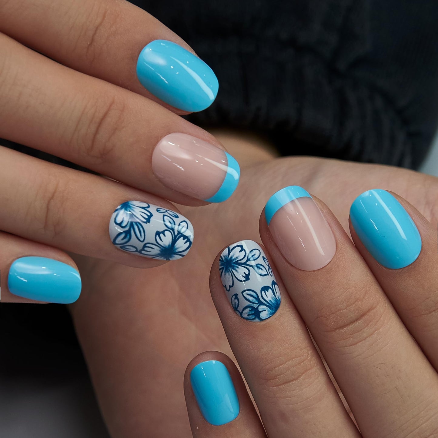CurvLife Soft Gel Square Press On Nails Extra Short – 30PCS Round Floral Accent Blue French Manicure Full Cover Fake Nails Tips, Easy to Apply at Home Glue On False Nails Kit