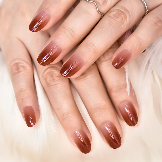 IKISKT Press On Nails - Brownish Red Tips | White Clear Gradient l UV Medium-short Round Shape False Fake Nails, Reusable Summer Glue | 10 Sizes - 24 Nail Kit