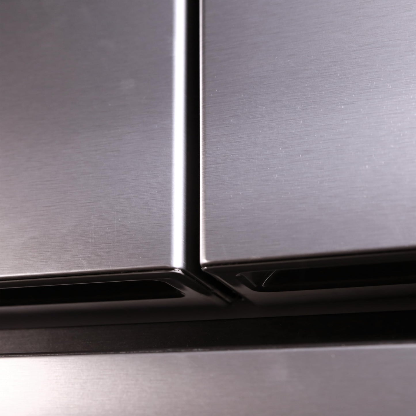 Avanti French Door Refrigerator with Bottom Freezer 30-Inch Wideâ€‹, Frost Free Technology, Large Capacity with Adjustable Shelves, Door Bins & Crisper Drawers, 17.5 Cu.Ft., Stainless Steel