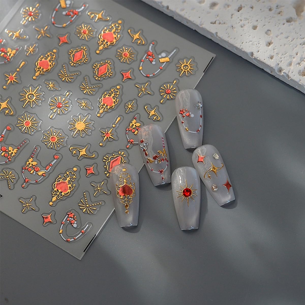 标题： 5D Embossed Bohemia Nail Sticker Self-Adhesive Star Nail Art Stickers Golden Stars Moon Sun with Diamond Design Bohemian Style Nail Art Supplies Gold Nail Decals for Women Manicure Decorations DIY