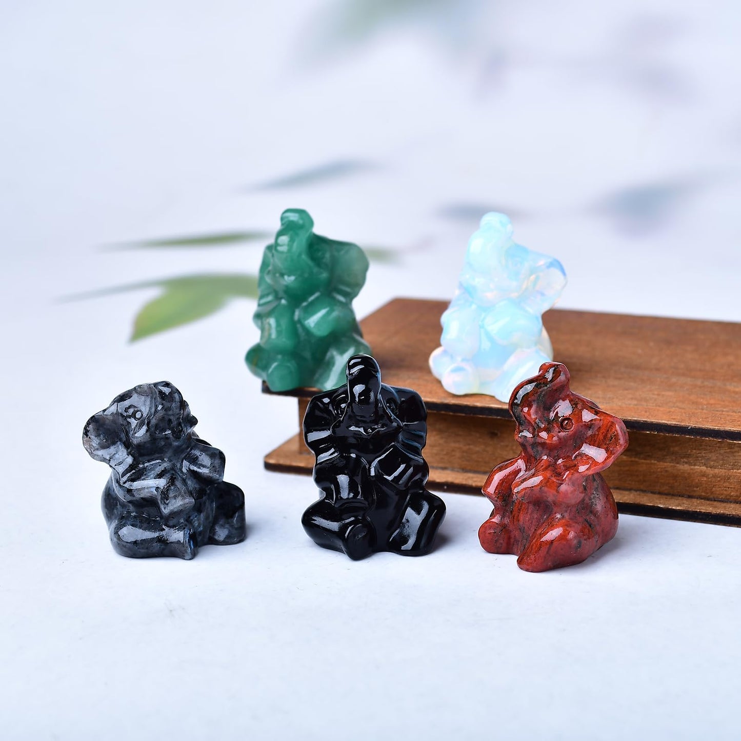 WUYOUSHI Sesame Stone Elephant Decor Figurine Crystals and Healing Stones Elephant Statue Polished Pocket Gemstones Bedroom Office Desk Home Decoration A Lucky Decoration