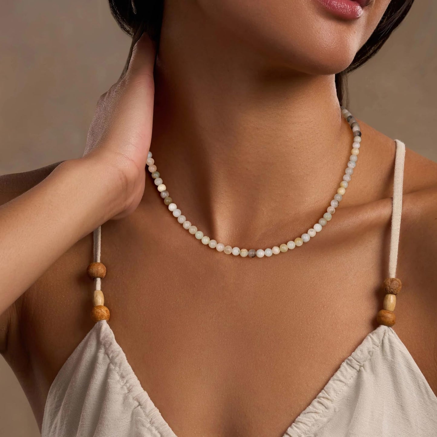 Risyfjew Crystal Choker Necklaces for Women,4mm Amazonite Natural Stone Choker Beaded Necklace Healing Crystal Necklace Gemstone Bead Necklaces for Women