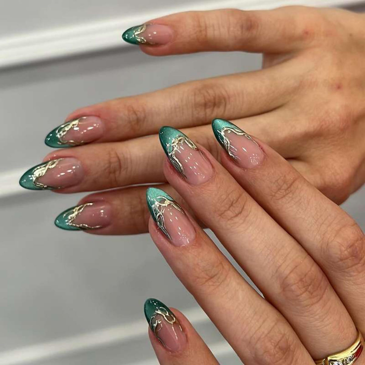 Medium Press on Nails Almond Fake Nails Green Acrylic Nail Press Ons Seeneey Gold Charm Designs Cat eye Stick on Nail for Women 24pcs