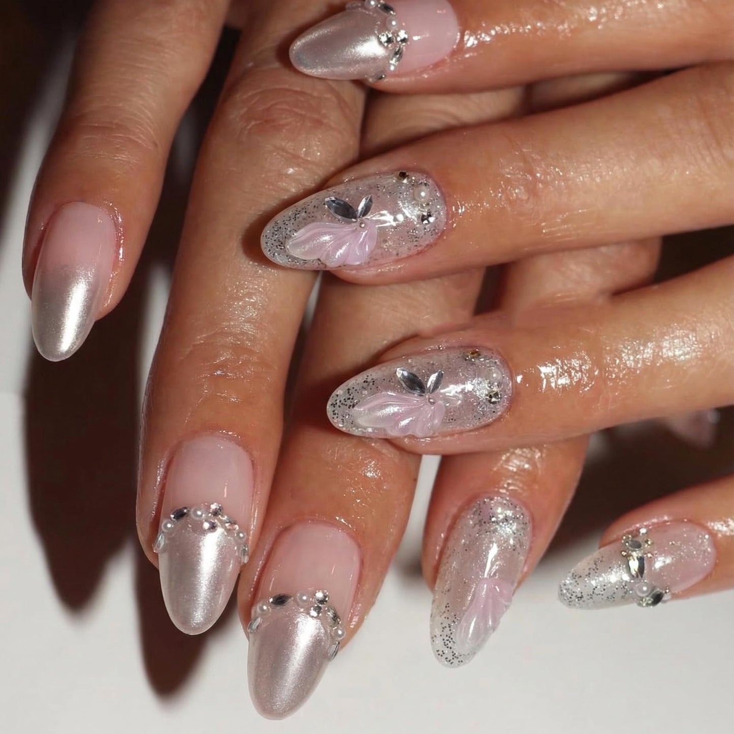 BABALAL Press on Nails, Medium Almond Fake Nails, Sliver Cat Eye Design, Pearl Rhinestone Charm Luxury Bling sparkly Acrylic, 24Pcs False Nails for Women Girls