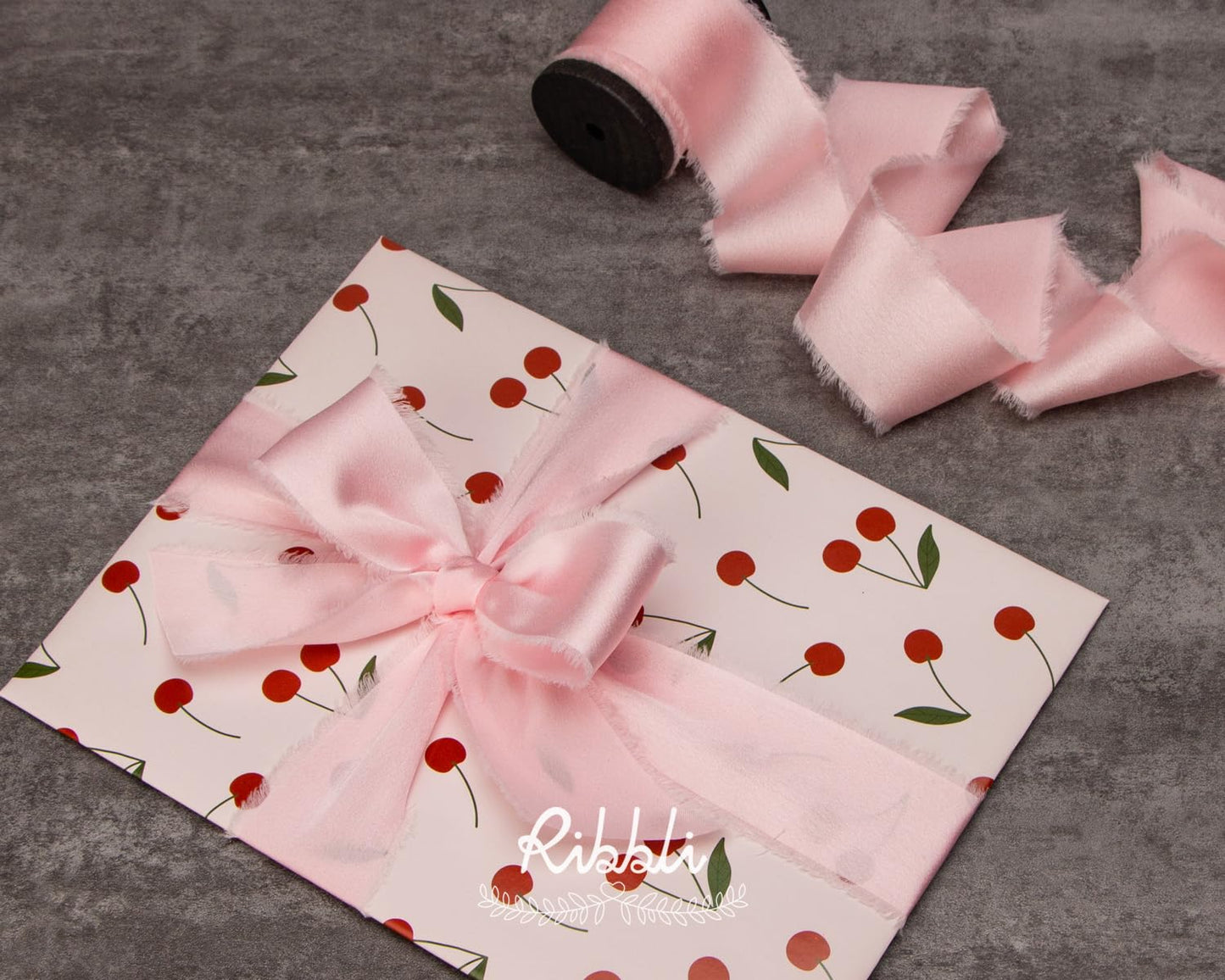 Ribbli Light Pink Silk Satin Ribbon 1.5 Inch x 30 Yard Handmade Frayed Chiffon Pink Ribbon for Gift Wrapping Wedding Invitations Bridal Bouquets Home Decor