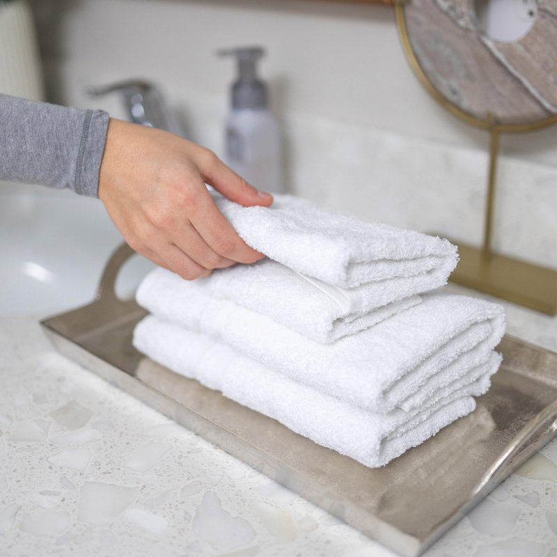 Hawmam Linen White Hand Towels for Bathroom, Set of 4, 16x29 Inch, Premium Turkish Cotton, Highly Absorbent Hotel Collection, Blissful Luxury Spa Feel, White Towels