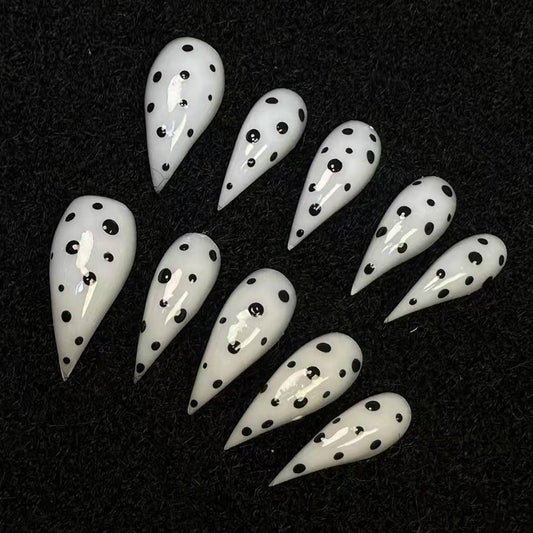 Handmade Press on Nails Medium Stiletto Fake Nails Unique Eagle Claw Thick Acrylic Nails Black&White False Nails with Polka Dots Cat Claw Designs Glossy Glue on Nail Sturdy Nail Art 10Pcs(S)
