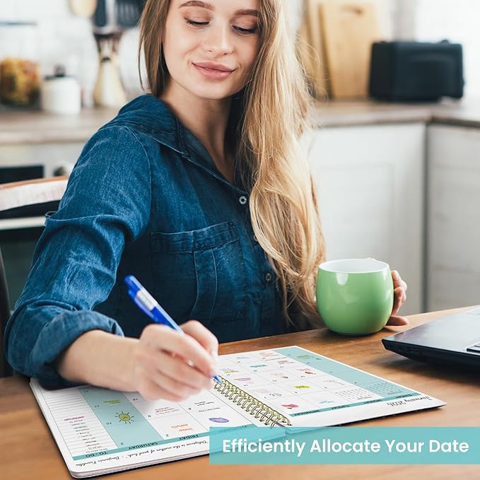 Monthly Planner 2026-2027, 2 Year Months Calendar Planner 2026-2027, Runs from January 2026 - December 2027, 7" x 10", 24 Months, Perfect for School Office Home Planning - Midnight Jungle