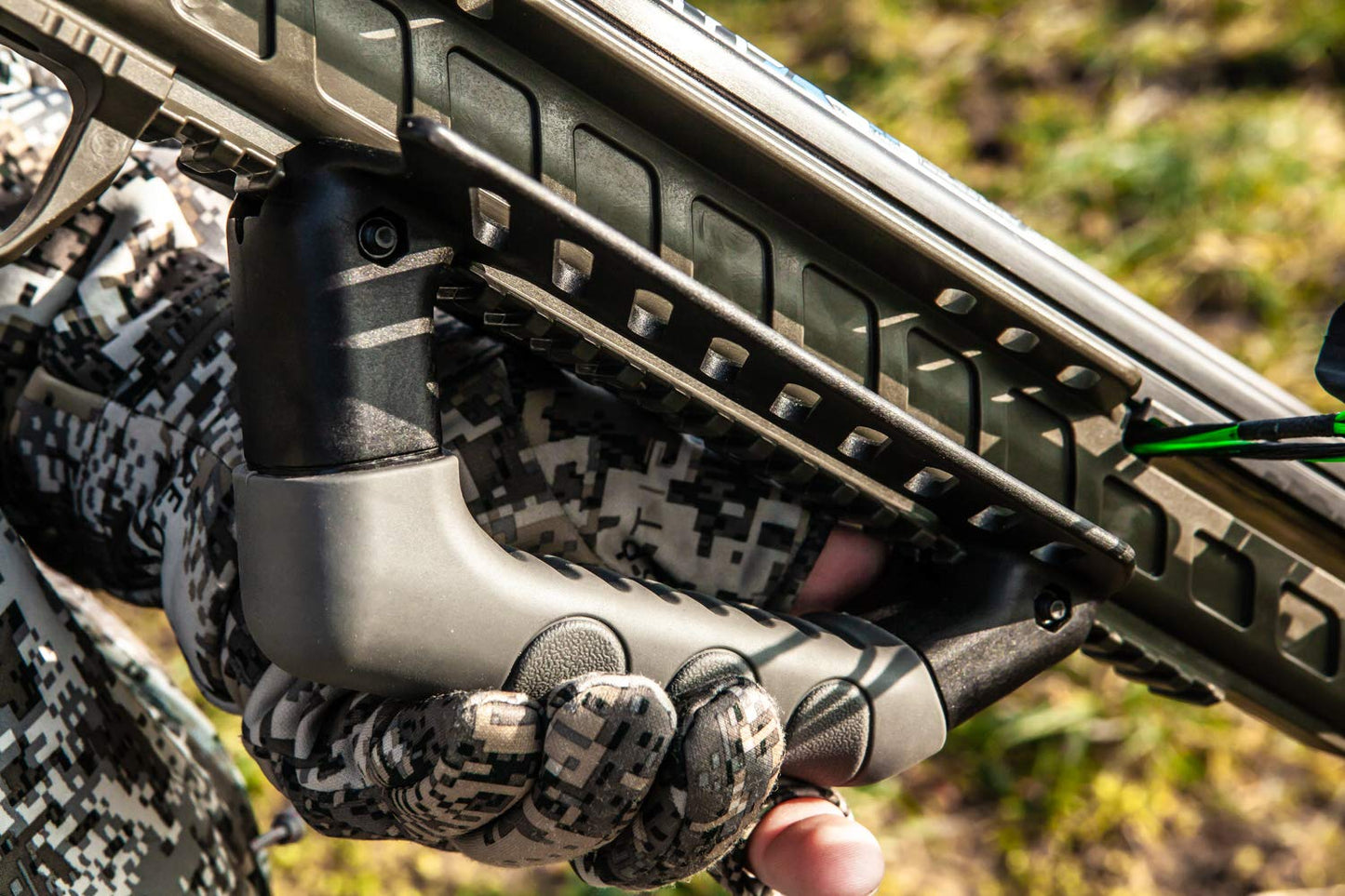 Killer Instinct BOSS 405 Camo Crossbow - 405 FPS Compact Hunting Package with Micro‑Lite Barrel, 4×32 IR Scope & Accessories