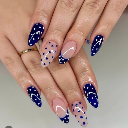 Summer Beach Press on Nails Medium Stiletto Nails Press on with 5D Shell, Flower & Starfish Design French Tip Fake Nails Rhinestones Glue on Nail Reusable Summer Nail for Women Manicure 24Pcs