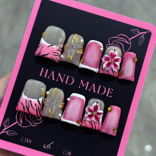 10Pcs Pink French Tip Press on Nails Handmade Short Fake Nails Duck False Nails with 3D Flower Rhinestone Design Full Cover Acrylic Nails Press ons Handmade Flower Glue on Nail for Women (S)