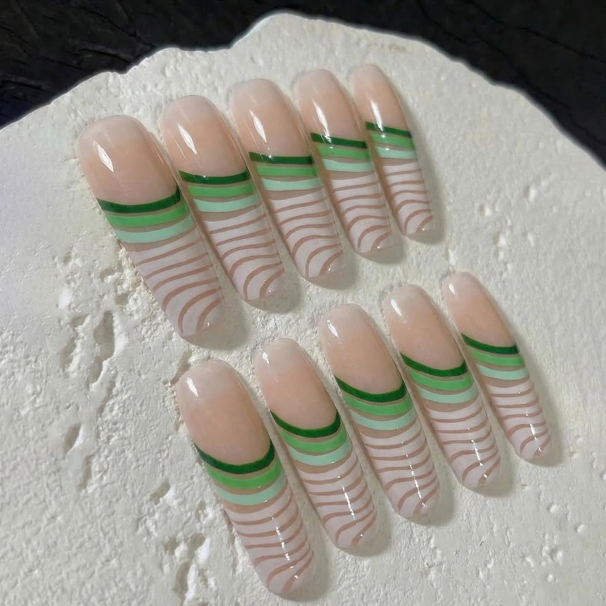 IMSOHOT Long Curved Press on Nails, Green Wavy Square Fake Tips with Glue, 20Pcs Full Cover French Swirl Design, Trendy Geometric Art Acrylic Glue-ons