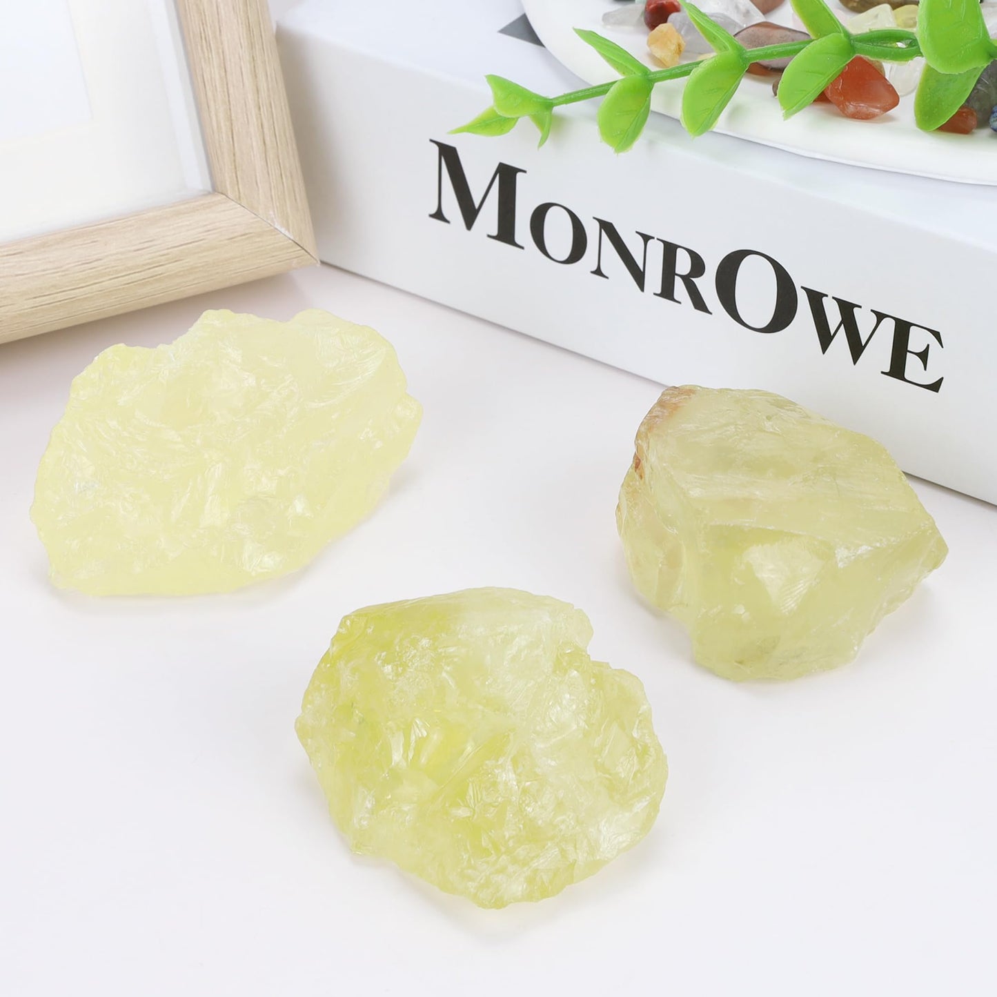 XIANNVXI Citrine Crystals 1.8-2.2" Large Raw Crystals and Healing Stones Natural Rough Crystal Rocks for Decor Gifts Tumbling Cabbing Polishing Fountain Rocks 1PCS