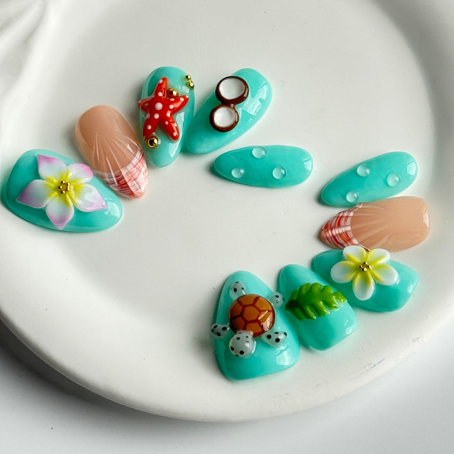 Handmade Press on Nail Short Almond Fake Nails Blue Press ones with Sea Star Turtle Flower designs 3D False Nails Full Cover Cute Glue on Nails French Tip Stick on Nail for Women Beach10pcs（s size）