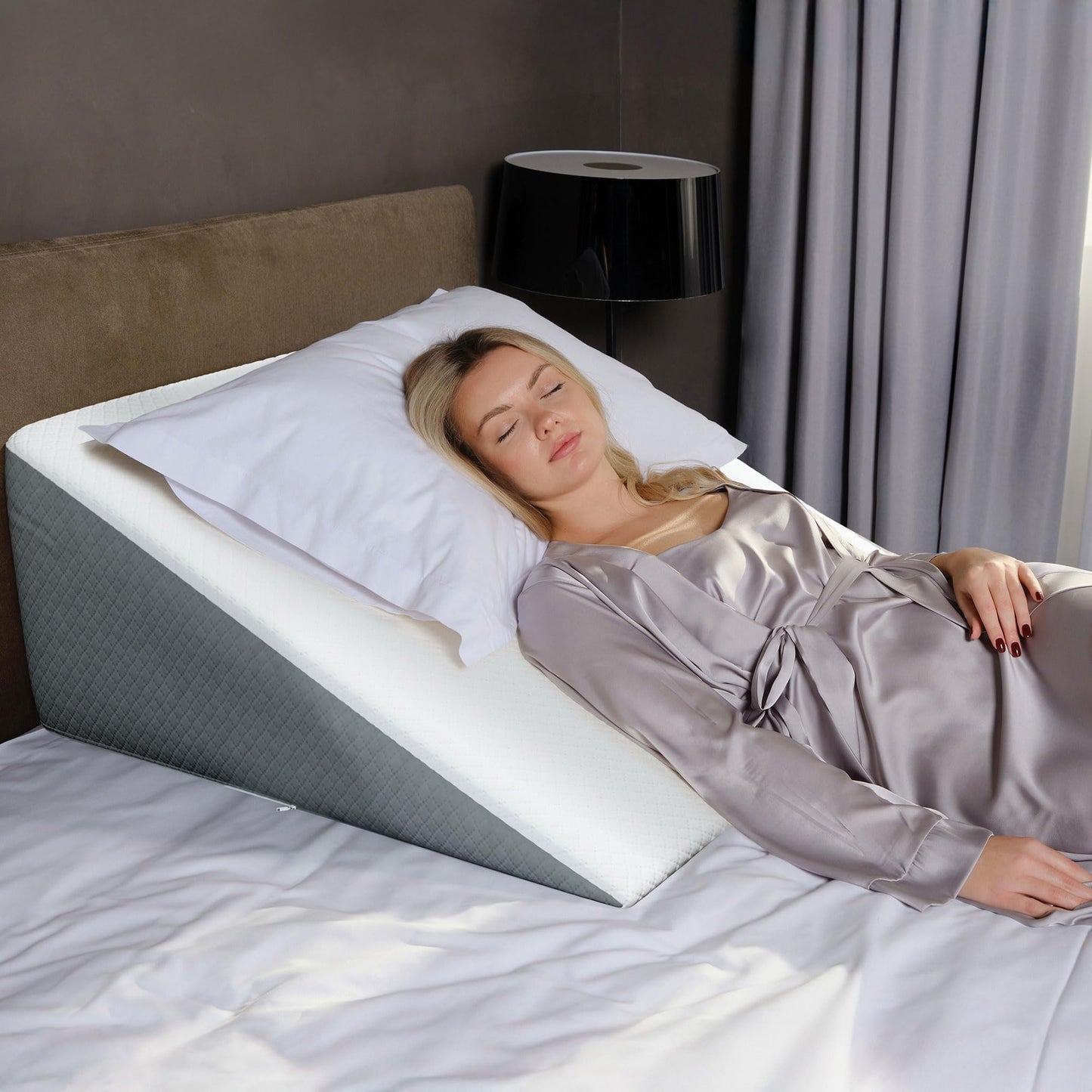 Kolbs Extra Wide Bed Wedge Pillow for Sleep Apnea, Acid Reflux, and Back Pain Relief, with Chic Jacquard Cover - Headboard GERD Pillow Wedges for Sleeping (Extra Wide 12" Height)