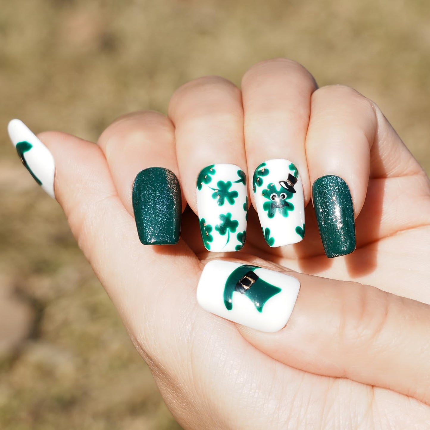 Tesytto Medium Coffin Press On Nails, Green Glitter & White Fake Nails with 3D Green Hat & Clover Print, Handmade Acrylic Nails Glossy Full Cover False Nails (Size M)