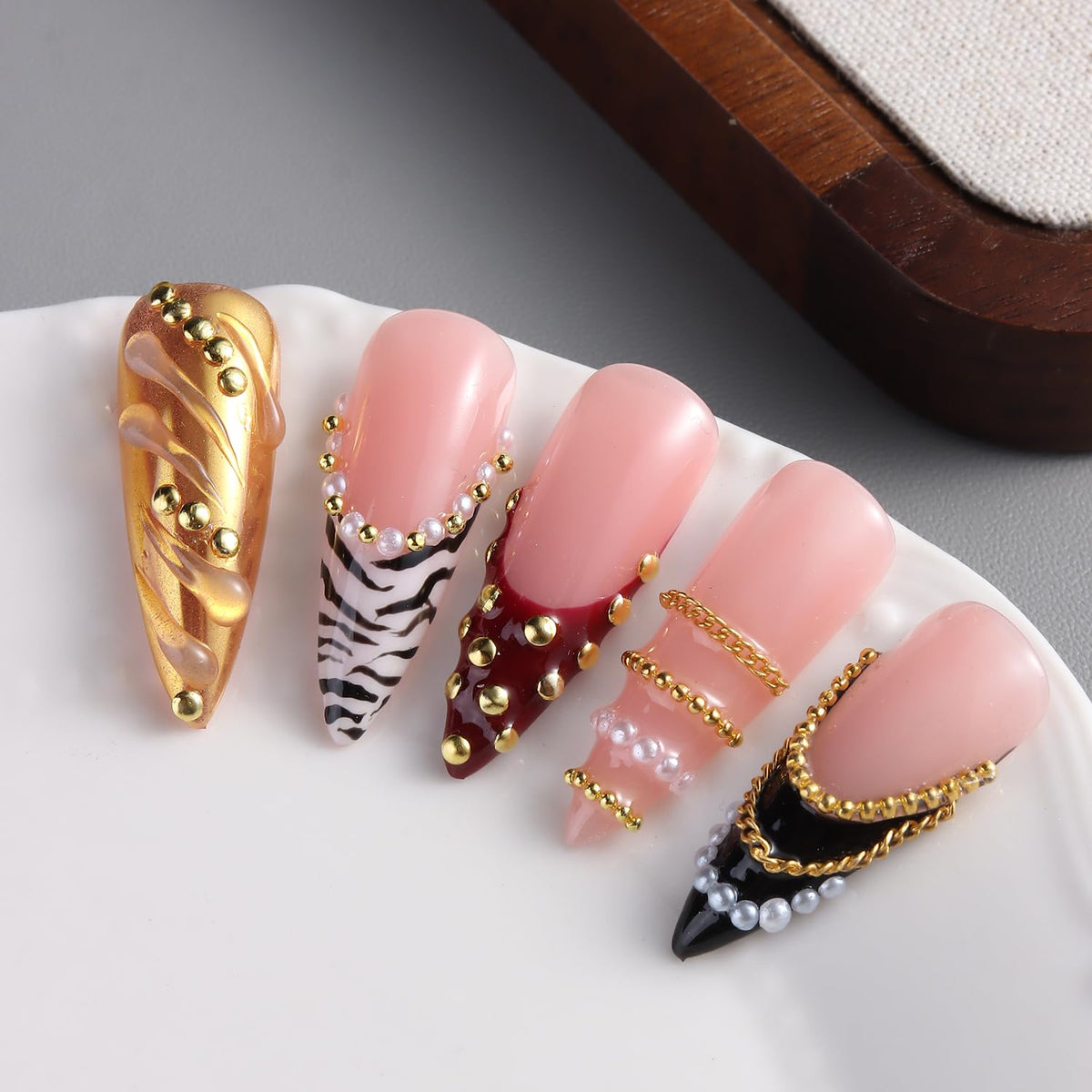 3D Metal Nail Art Chains and Mini Stainless Steel Beads Nail Charms, White Flatback Pearls Gold Caviar Beads Golden Chain Alloy Jewelry for Women Manicure Supplies DIY Crafts Decorations