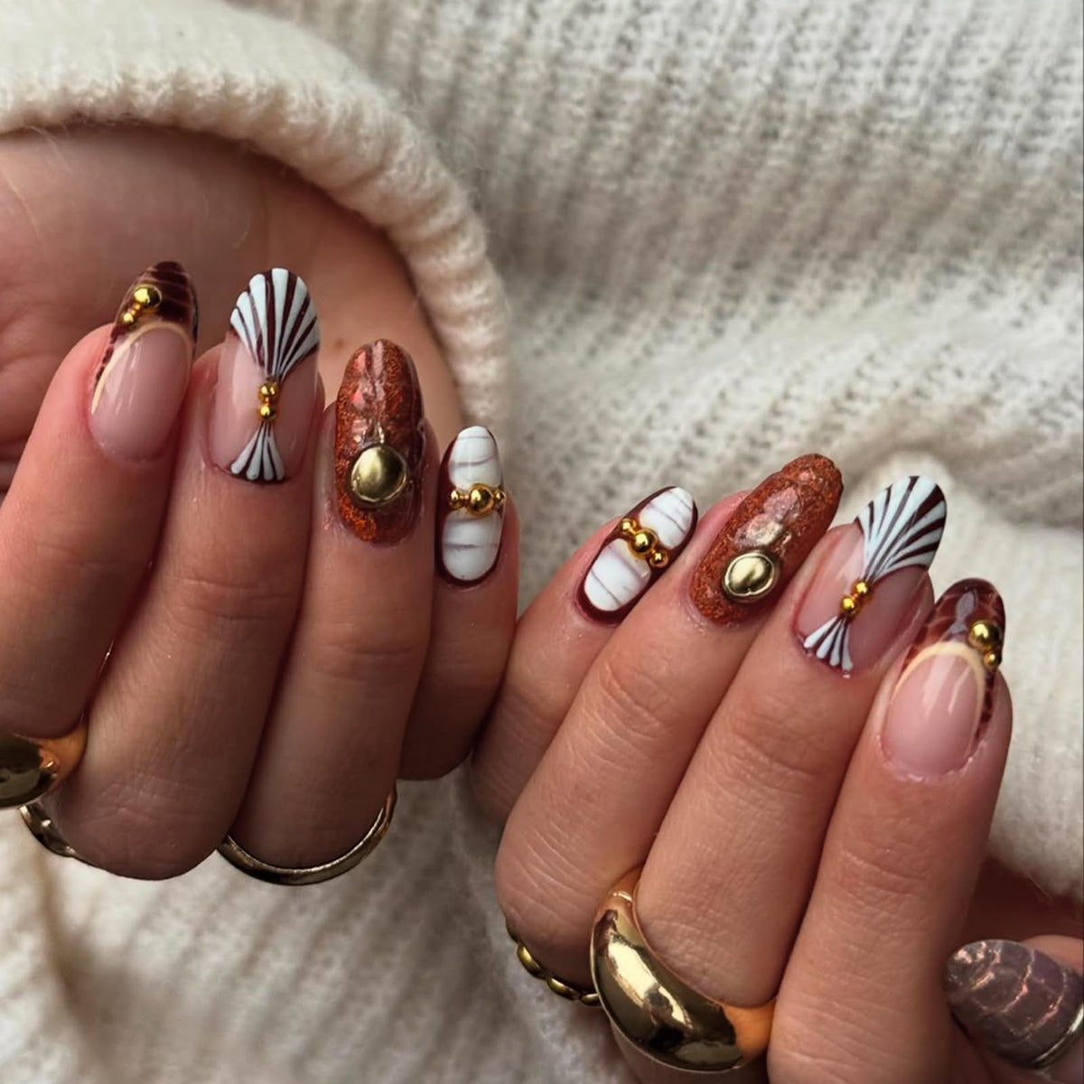 OCTOSWAVE Medium Press on Nails Almond Fake Nails Cute Artificial Nail with Gold Charm Stick on Nail for Women 24pcs