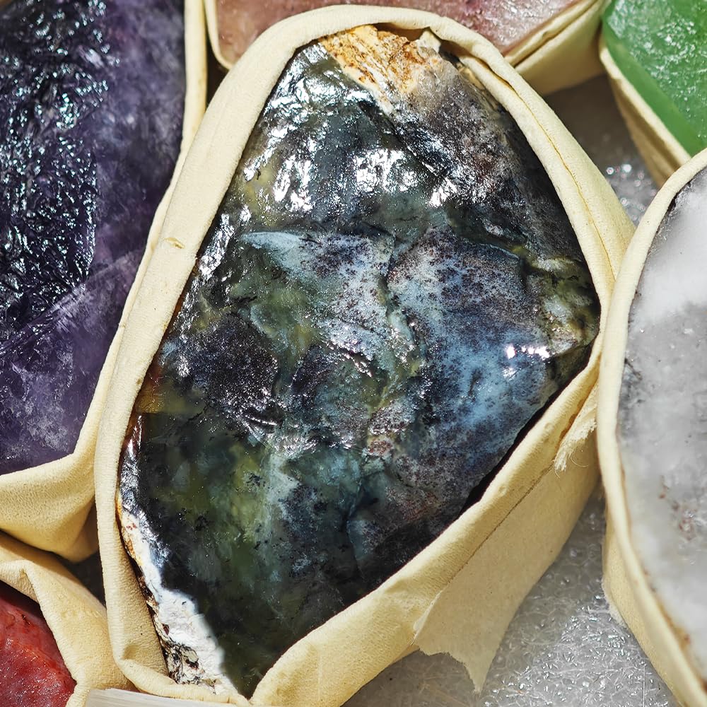 9 PCS Healing Crystals Raw Stones Set Natural Rock Minerals Specimens Collection Natural Amethyst White Crystal Fluorite Rose Quartz Assorted Gemstones Raw Energy Meditation(Crystal Rough Stone Set)