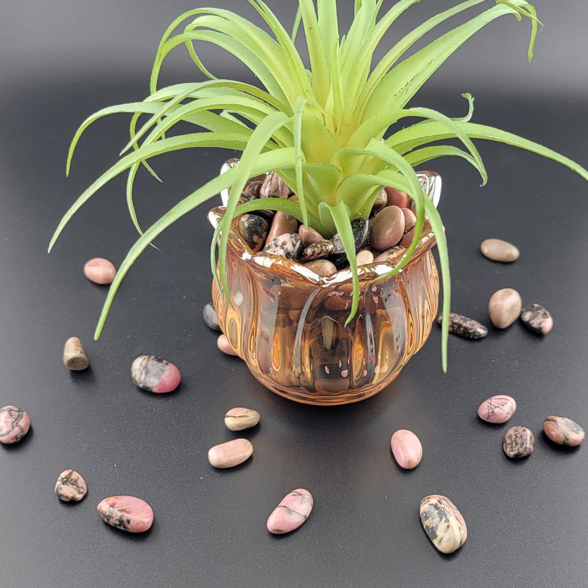 1,000 Carats Rhodonite Handpicked Tumbled Stones Crushed Crystals 0.2''-0.5'' Bulk Pocket Stones for Healing, Reiki, Meditation, Witchcraft and Home Decorations (Rhodonite)