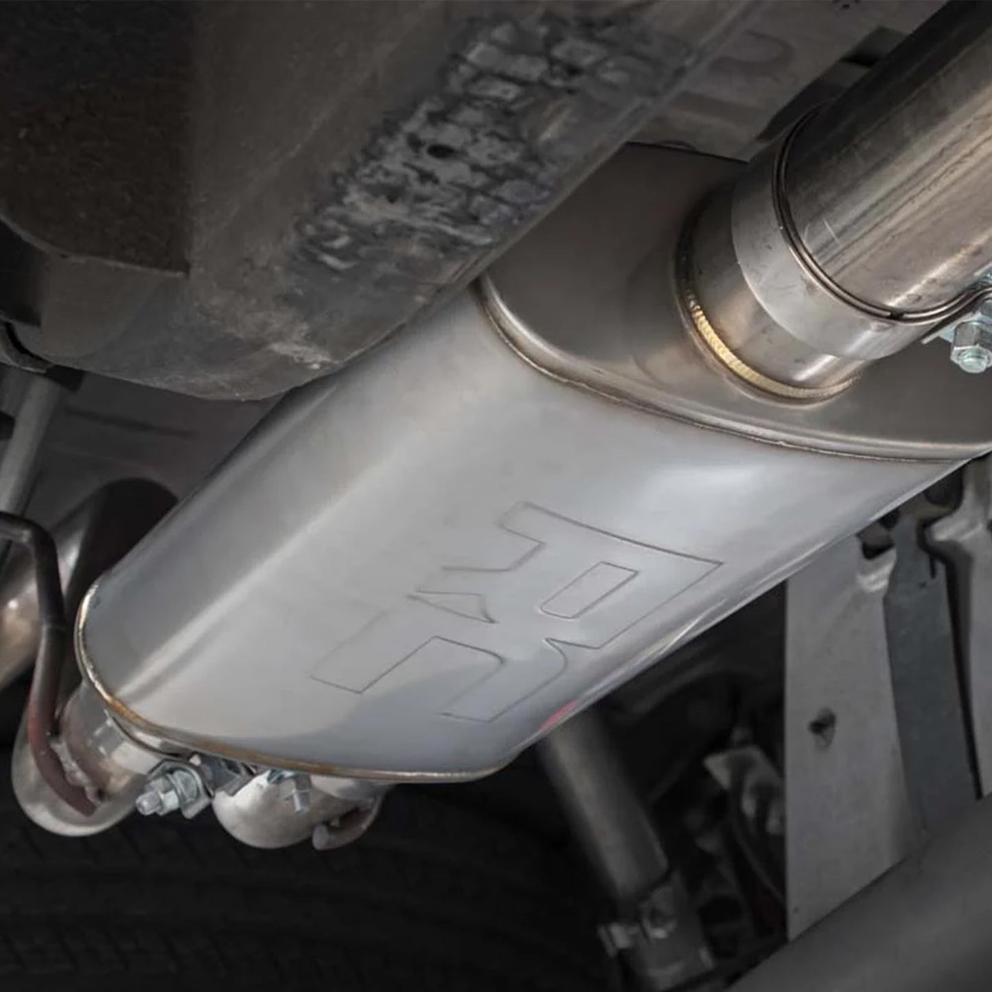 Rough Country Dual Cat-Back Exhaust for 2014-2018 Chevy/GMC 1500 | 5.3L - 96007