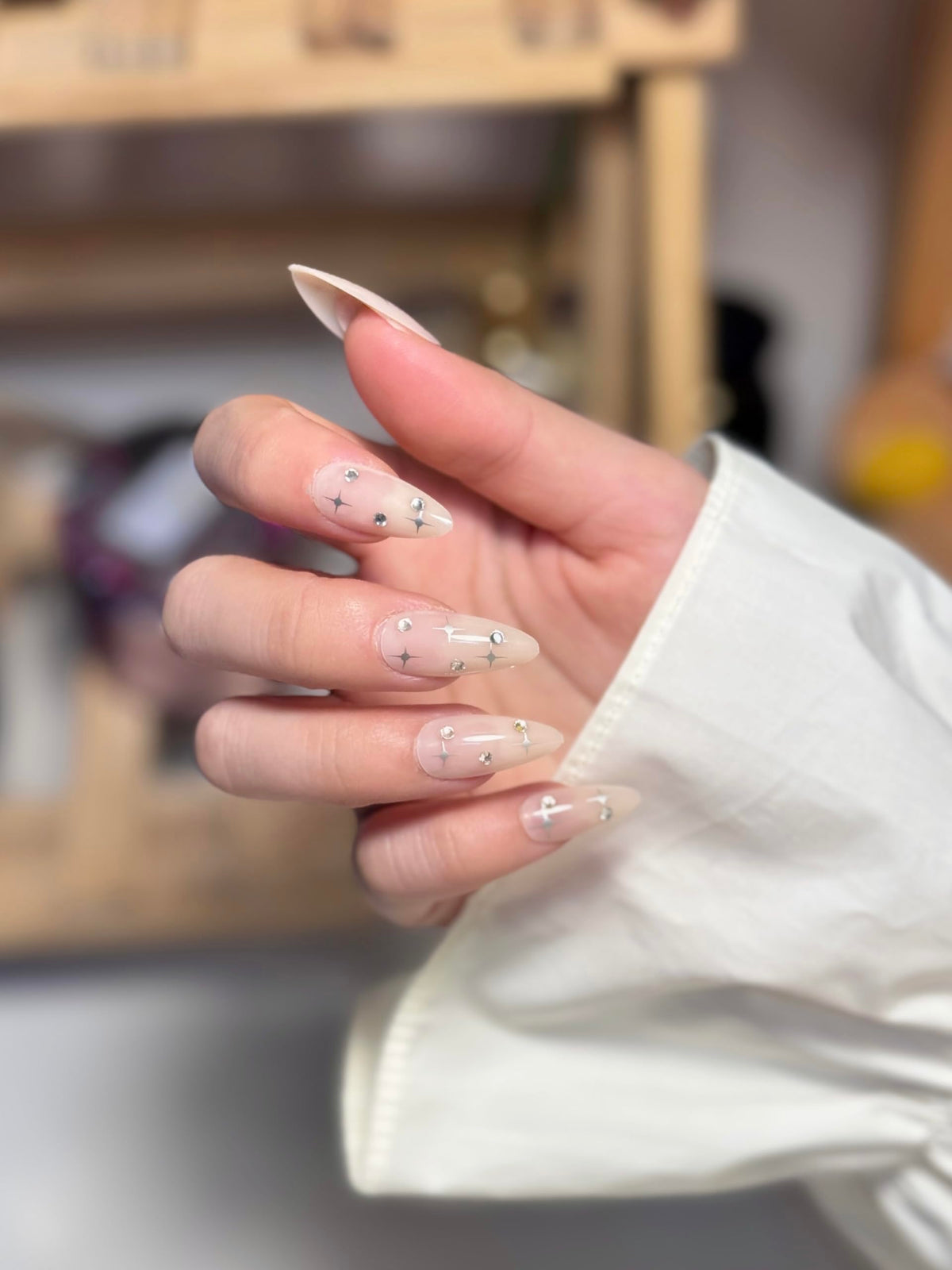 Almond Press On Nails Medium Fake Nails with Nude Gradient&Rhinestones Star Designs in 12Sizes-24PCS,French Tip Nail Set for Women&Girls, Nail Washable,Easy Application for Parties,Daily Wear