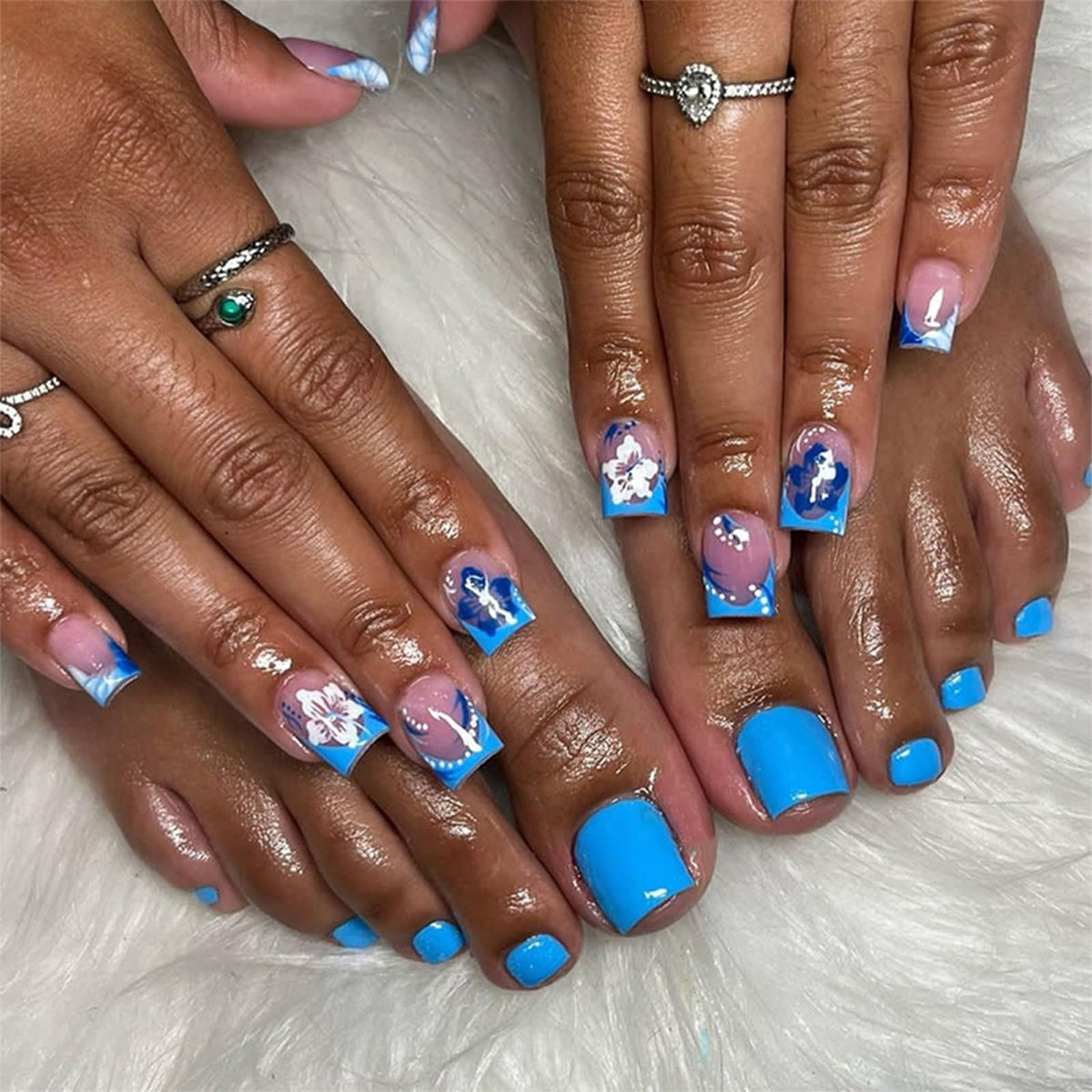 IMRAIN 48Pcs Press on Toe Nails Short Square Fake Toenails Blue French Tips Acrylic False Nails with White Flower Designs Full Cover Glossy Glue on Toe Nails Summer Artificial Nail Supplies