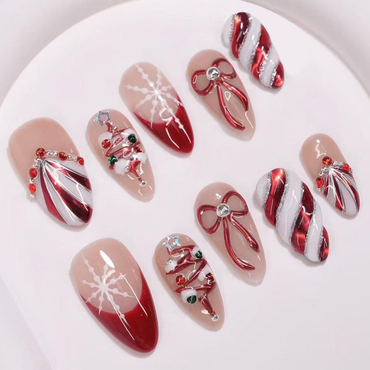 24 Pcs Christmas Press on Nails Medium Almond Fake Nails with French Snowflake and Bow Design Red White False Nails Christmas Tree Manicure Acrylic Nail Full Cover Artificial Nail for Women