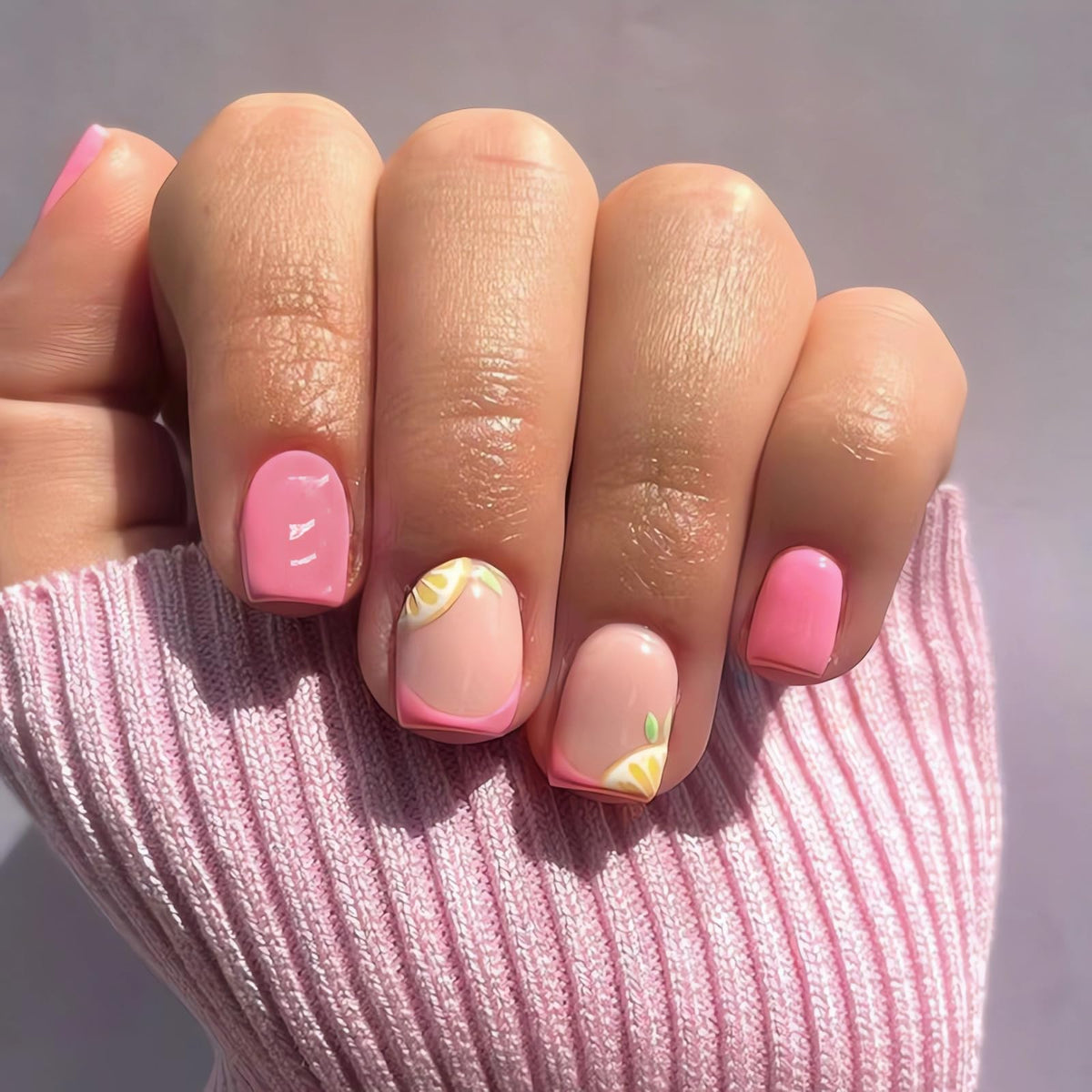 IMSOHOT Short Square Pink French Tip Fake Nails Cute lemon Designs Glossy Glue on 24 Units Summer Fruit Squoval Artificial Nails