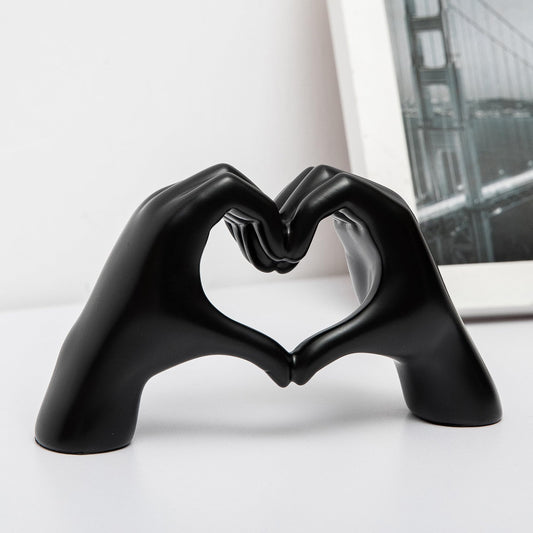 FANTESTICRYAN Small Heart Hands Statues Hand Love Sculpture Cute Decorative Home Decor Ornaments for Living Room, Wedding, Office Desktop, Cabinets, Bookshelf, Gift for Mom (Small Black)