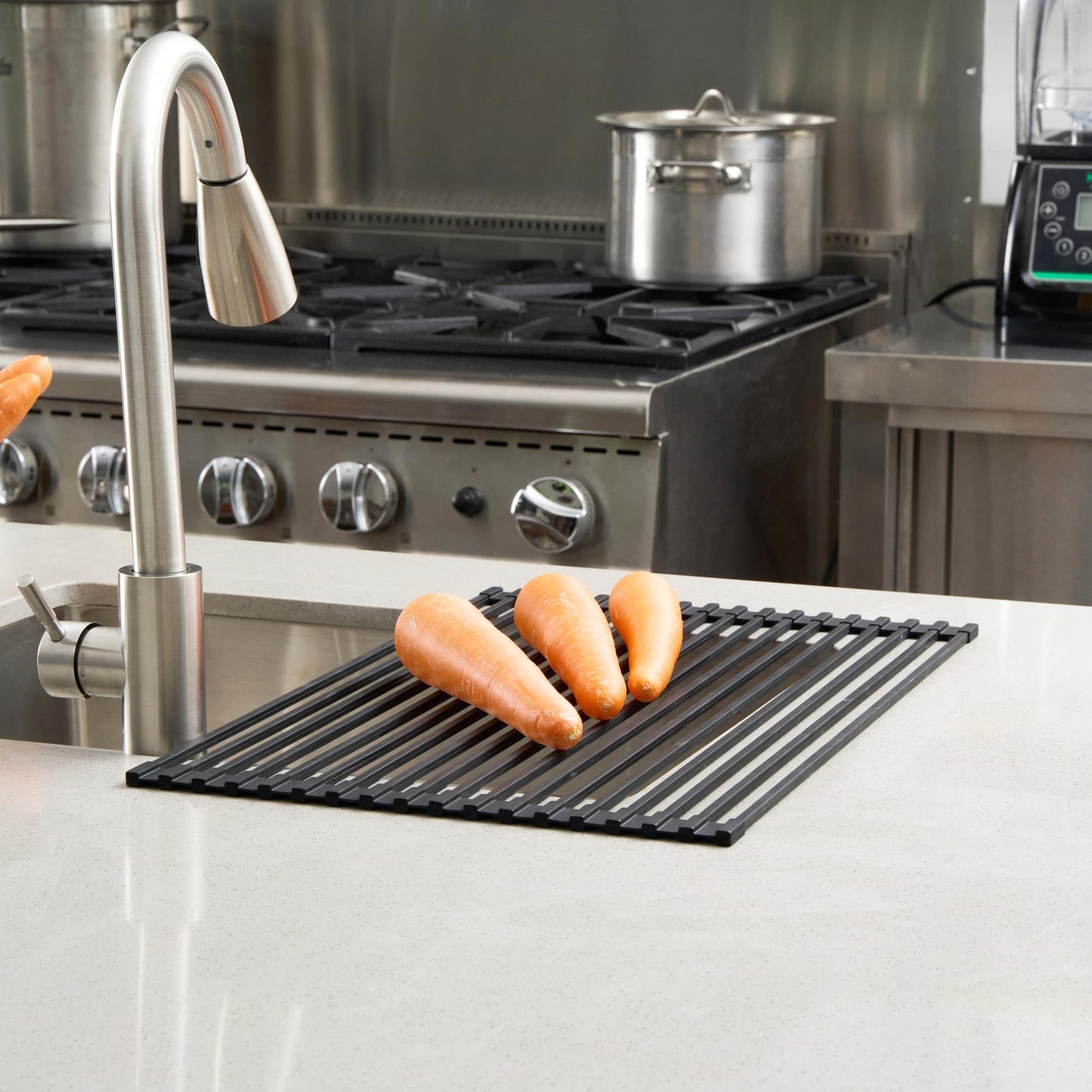 Restaurantware 20.47 x 12.99 Inches Stainless Steel Drying Rack - 12 Count - Clean Tek Professional Dish Drainer, Roll-Up, Non-Slip - Space-Saving Over-The-Sink Rack - Silicone Coated Black