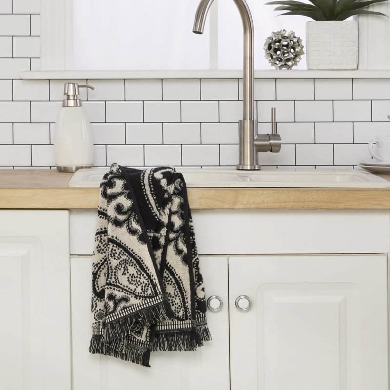SKL Home Amherst Medallion 100% Cotton Premium 2-Piece Hand Towel Set, 600 GSM, Reversible Jacquard, Soft & Absorbent, Decorative for Bath/Kitchen/Bar & Gift, Black