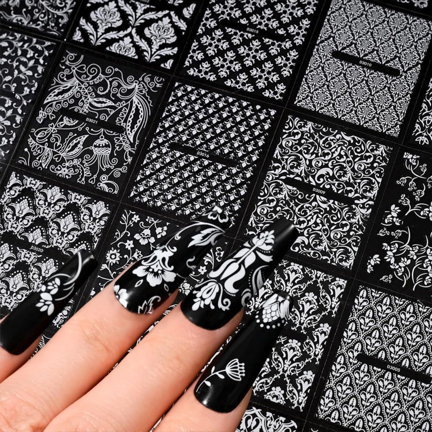 30 Sheet Nail Art Stickers White 3D Self-Adhesive Nail Decals Lace Flower Design Nail Stickers 3D Baroque Floral Spring Summer Nail Supplies for Women Nail Art Manicure Decorations