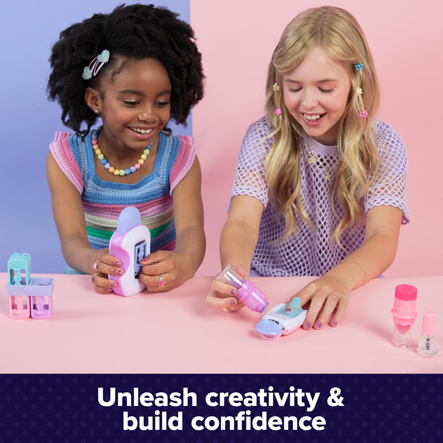 Cool Maker, GO Glam Studio Nail Kit, Style 200 Nails, 4 Designs, 2 Polish Applicators & Mask (Packaging May Vary), Arts and Crafts for Ages 7 and up