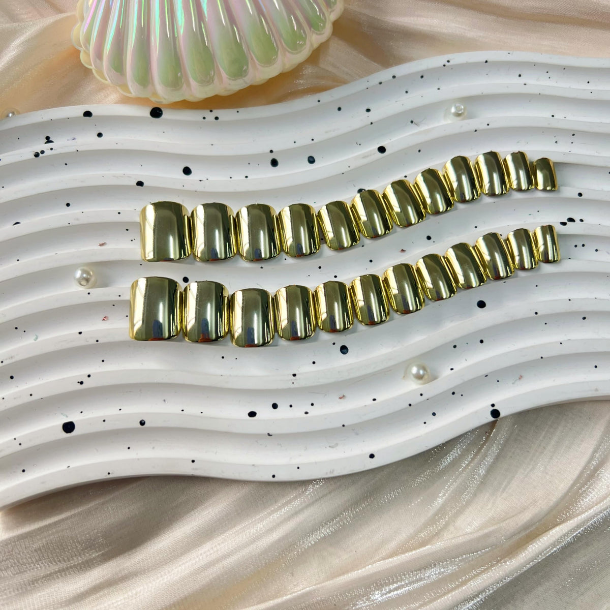 Light Gold Chrome Square Press on Nails Short,KQueenest Mirror Metal False Acrylic Nails Press Ons,Metallic Fake Nails,Natural Petite Glue on Nails Short,Stick on Nails for Women in 24 PCS