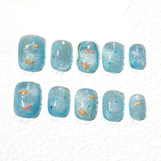 Sun&Beam Nails Handmade Press-on Short Squoval Round Blue Cartoon Summer Minimalist Design Fashion False Nail Tips 10 Pcs Set (#246 S)