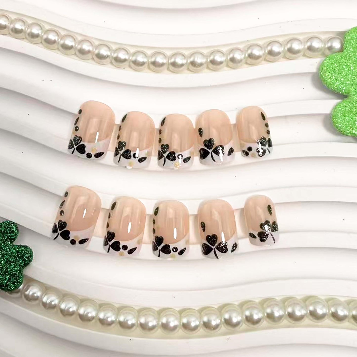 24Pcs St. Patrick's Day Press on Nails Short Square French Tip Fake Nails with Shamrock Designs Full Cover False Nails Dark Green Lucky Clover Acrylic Glue on Nails for Women Saint Patrick Nail Decor