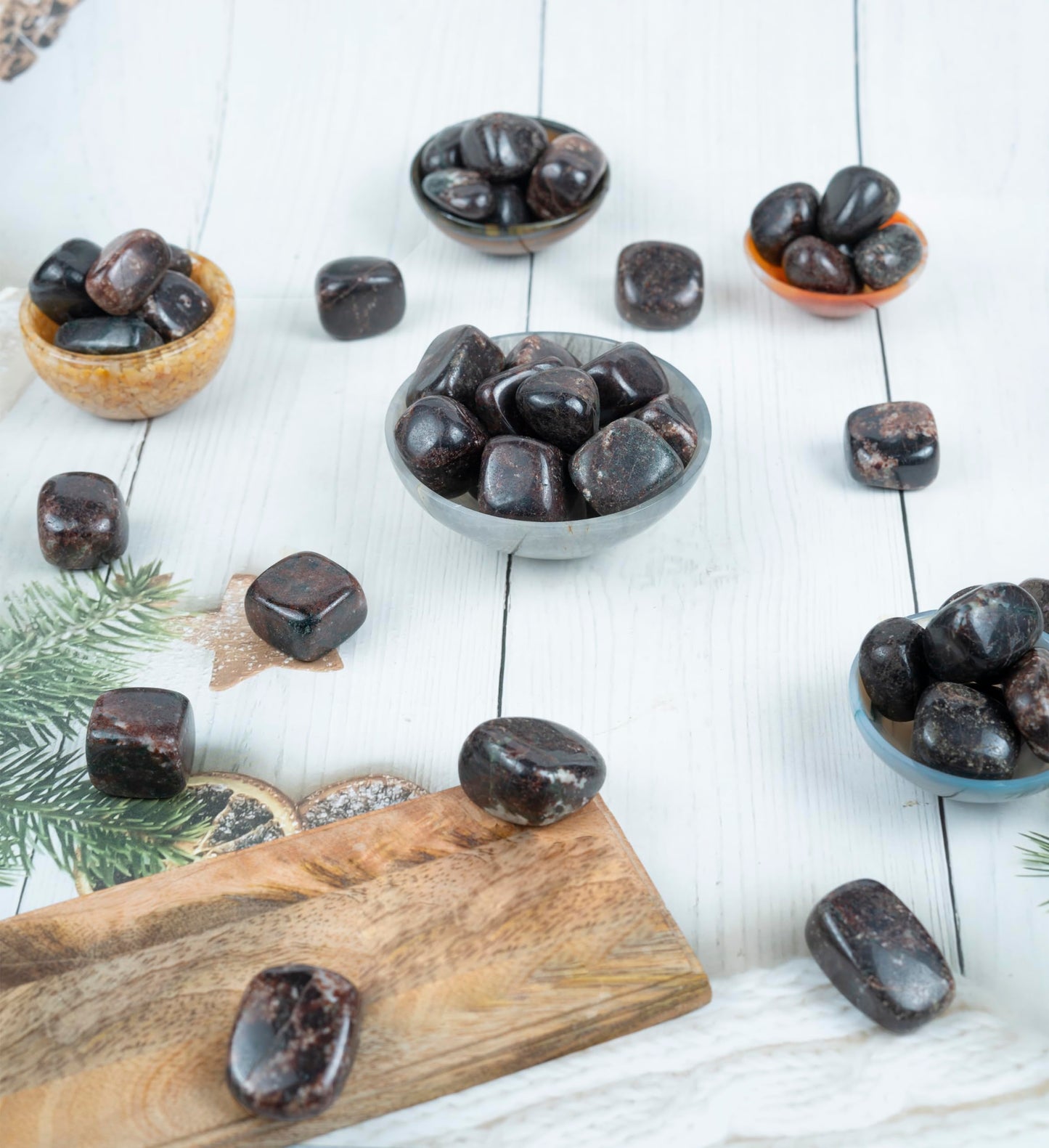 ZAICUS 1lb Garnet Tumbled Stones | Polished Crystals Healing | Natural Stones | Feng Shui | Chakra Balancing | Good Luck | Reiki Gift | Home Decor | Size 20-25 mm