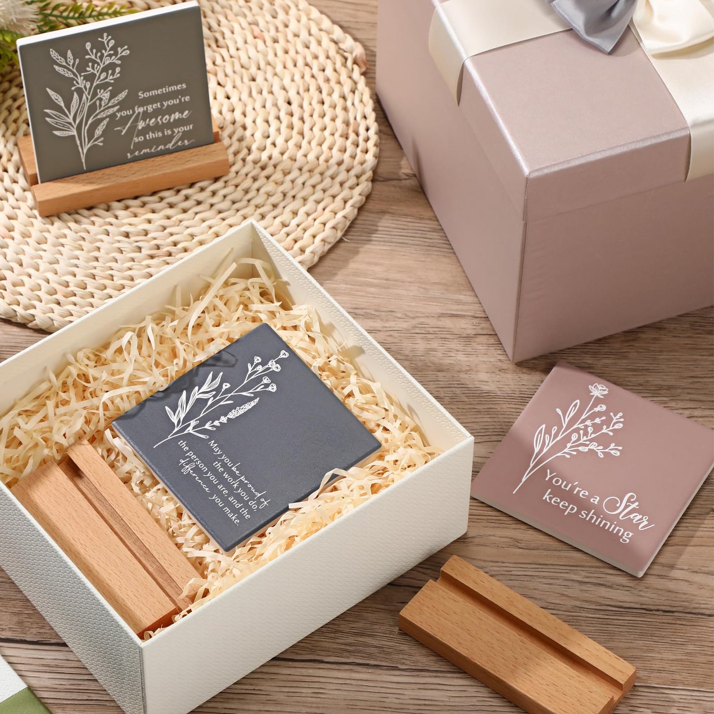 Roowest 20 Set Employee Appreciation Gifts Bulk Inspirational Desk Decor Motivational Quote Sign Table Plaques with Wooden Stand for Coworkers Teachers Thank You Favors Office Supplies