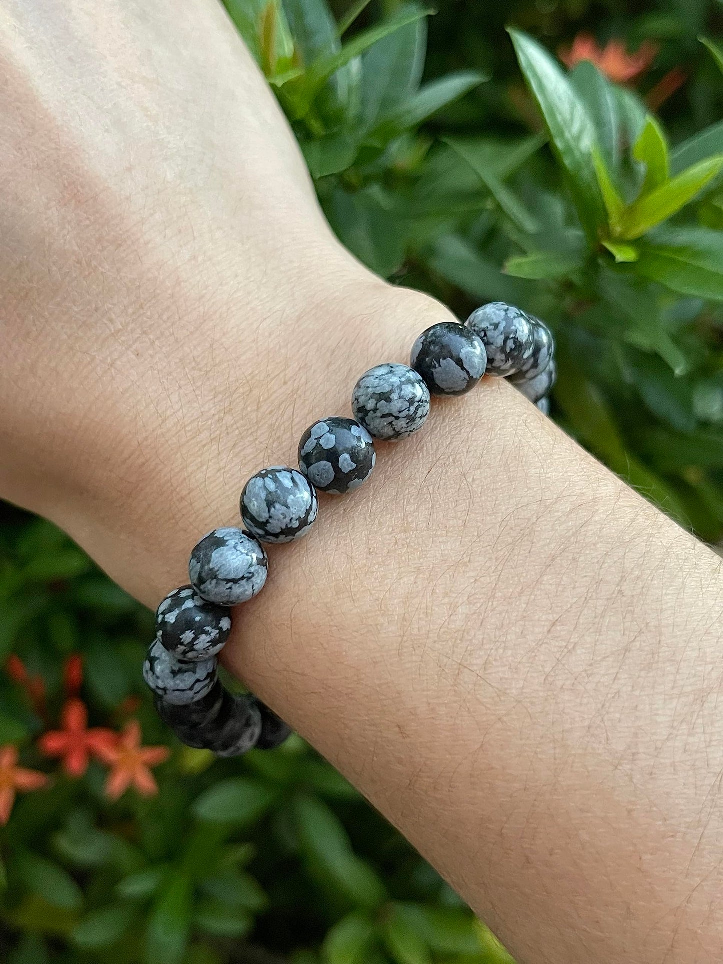 GAF TREASURES Snowflake Obsidian Crystal Bead Bracelet 8mm, Genuine Snowflake Obsidian Stretch Gemstone Bracelet, Healing Crystal Bracelet, Gift for Men & Women (1)