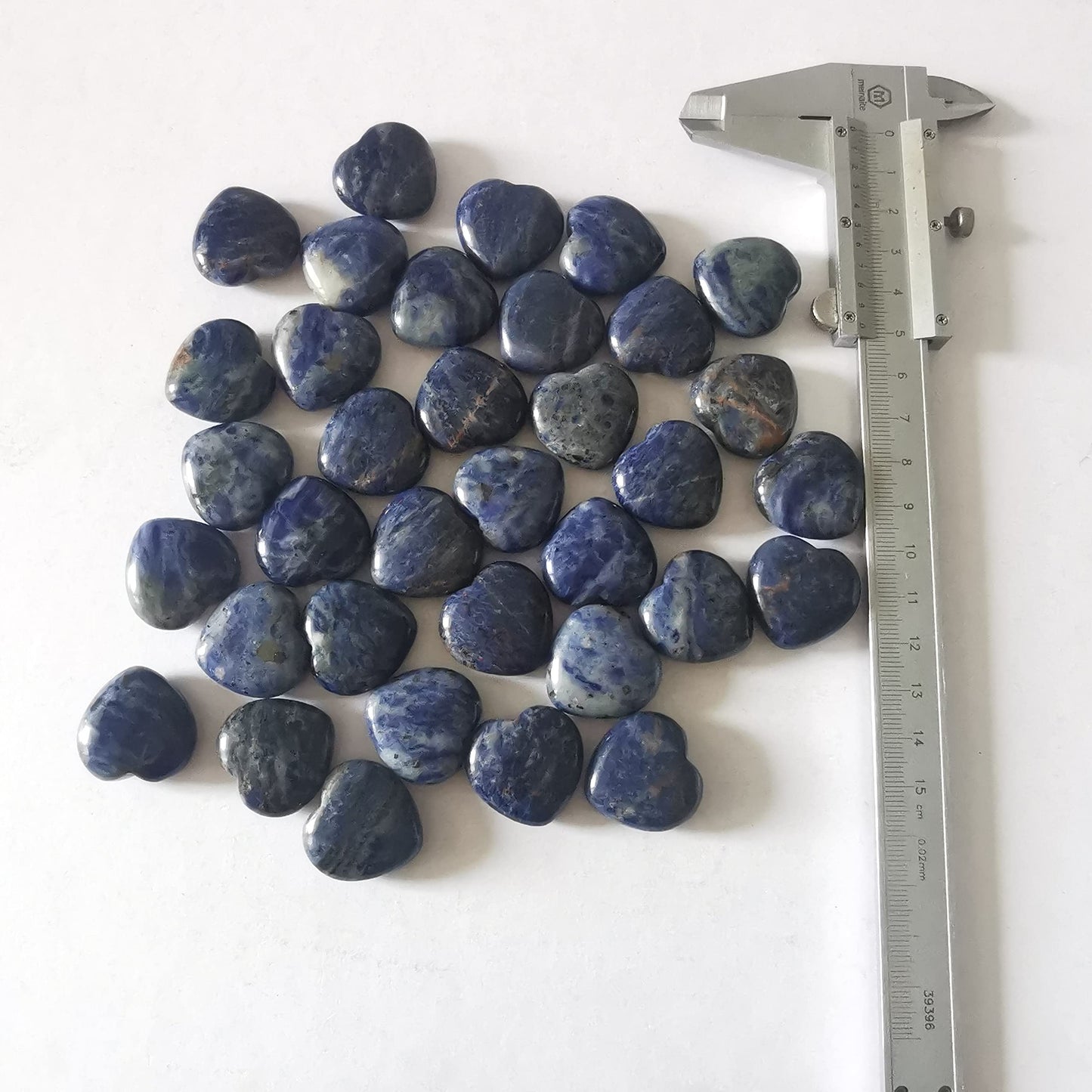 Loveliome 4 Pcs Natural Sodalite Love Heart Palm Stone Reiki Balancing Worry Stone(1 Inch)