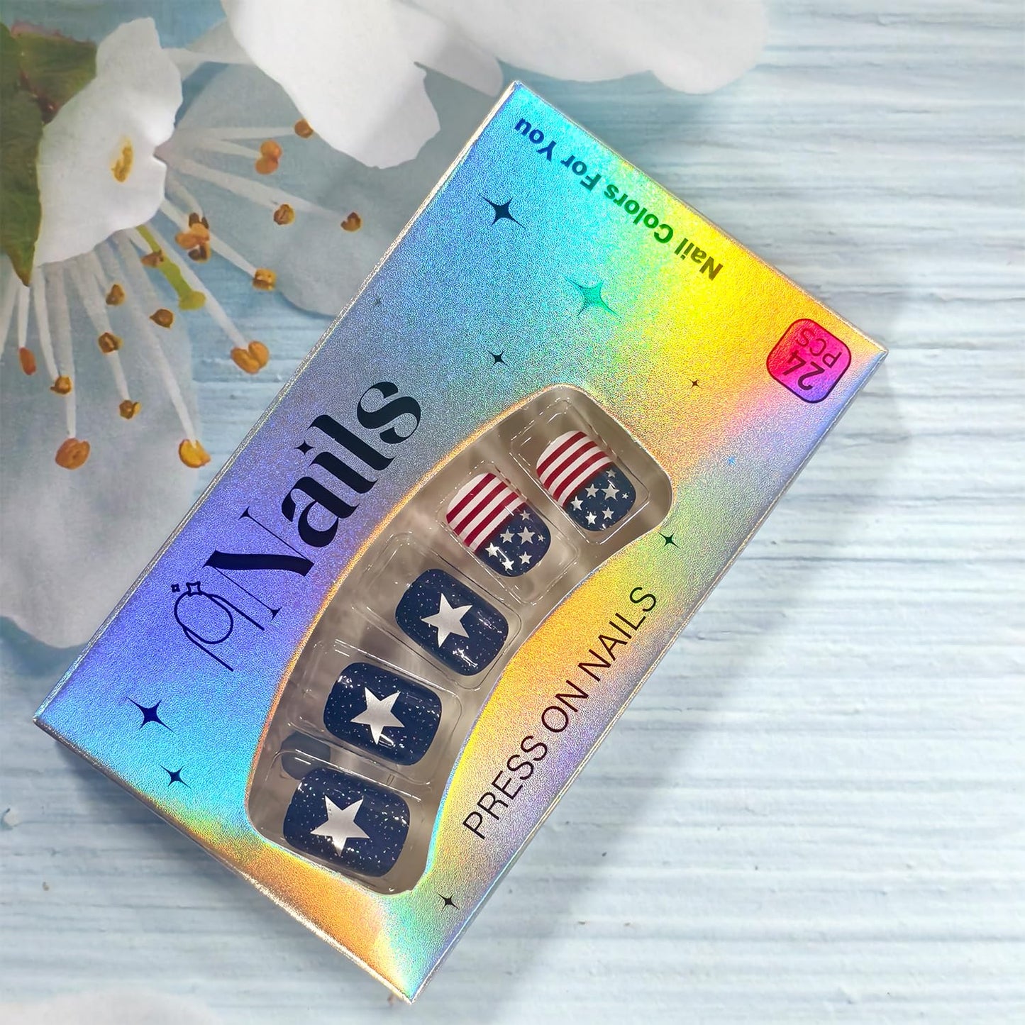 24Pcs Independence Day Press on Nails Short Square Artificial Fingernails American Flag Stars with Glitter Fake Nails 4th of July Glue on Nail Glossy Stick on Acrylic Nail for Women Festival Manicure